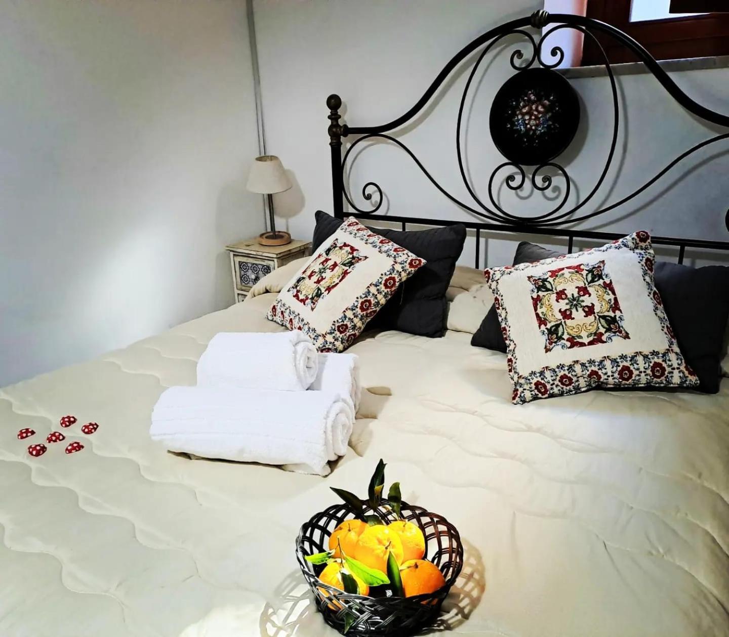Ai Tintori Bed & Breakfast Palermo Exterior photo
